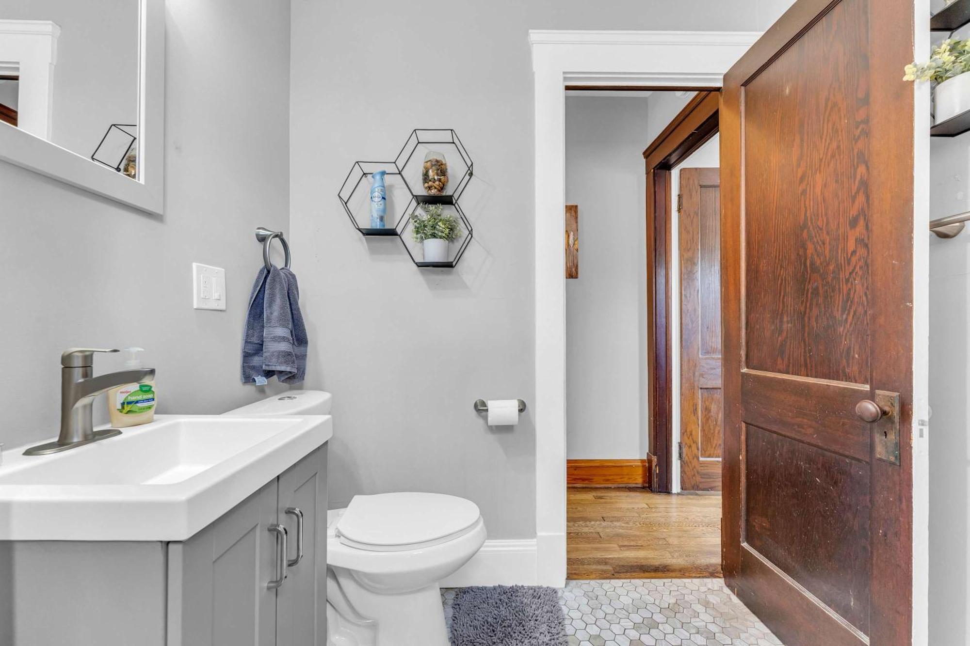 Beautifully Remodeled Duplex Apt In West Blvd Клівленд Екстер'єр фото