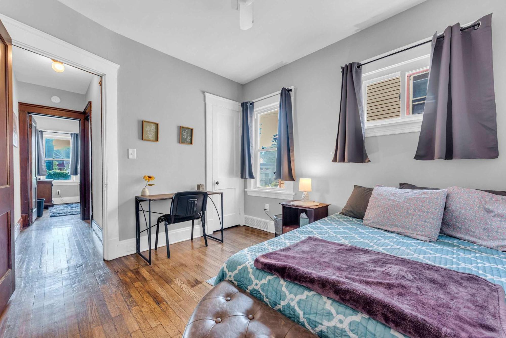 Beautifully Remodeled Duplex Apt In West Blvd Клівленд Екстер'єр фото